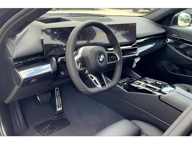 2026 BMW 5 Series 530i