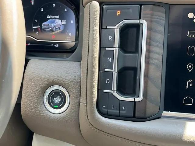 2022 GMC Yukon 4WD Denali