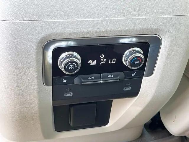 2022 GMC Yukon 4WD Denali