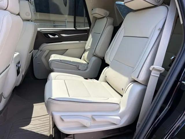 2022 GMC Yukon 4WD Denali