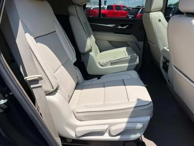 2022 GMC Yukon 4WD Denali