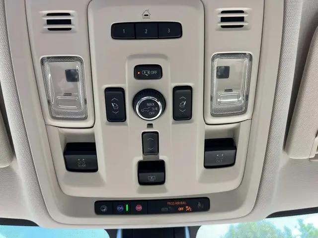 2022 GMC Yukon 4WD Denali