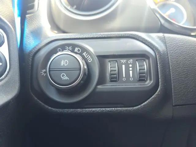 2022 Jeep Gladiator Sport S