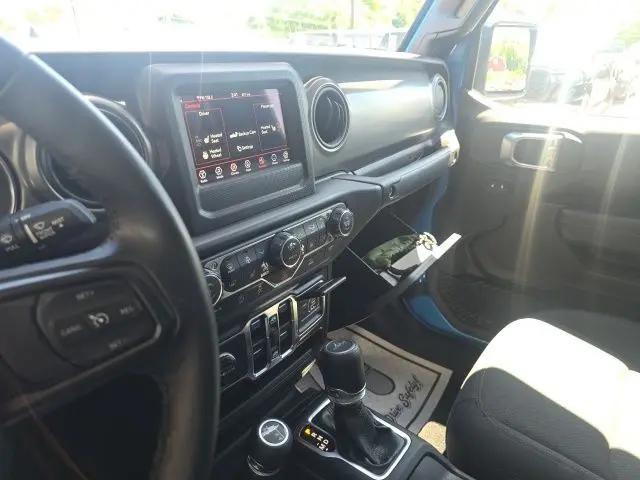 2022 Jeep Gladiator Sport S