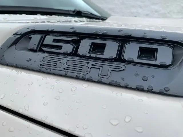 2025 Ram 1500 Big Horn Crew Cab 4x4 57 Box