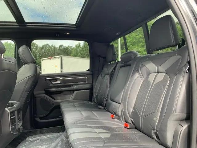 2025 Ram 1500 Big Horn Crew Cab 4x4 57 Box