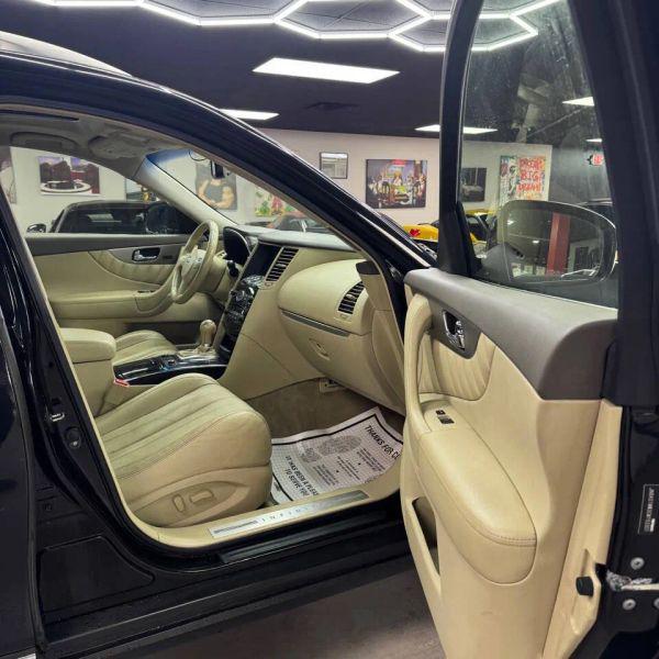 2012 INFINITI FX35 FX50