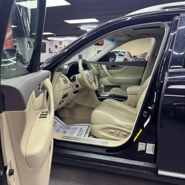 2012 INFINITI FX35 FX50
