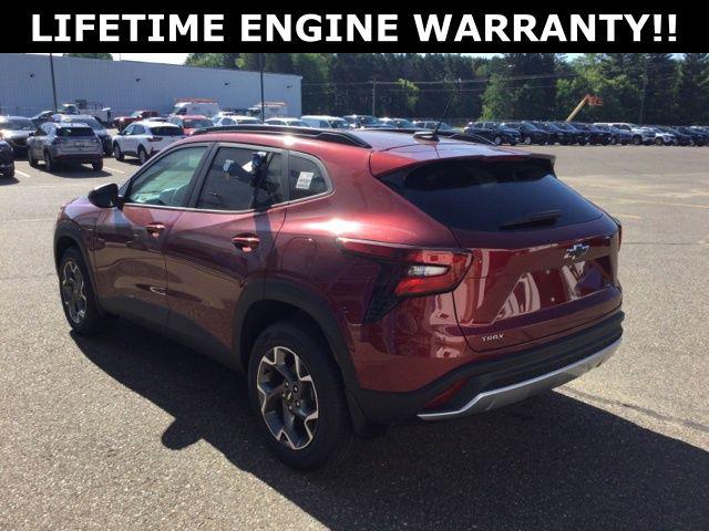 2025 Chevrolet Trax FWD LT