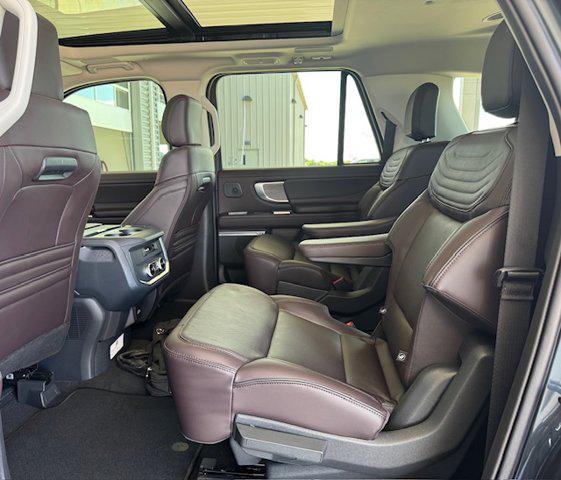 2025 Ford Expedition Platinum MAX