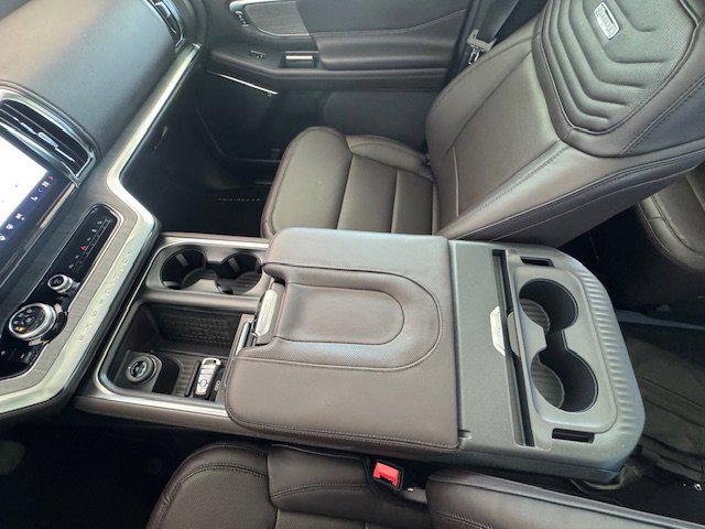 2025 Ford Expedition Platinum MAX