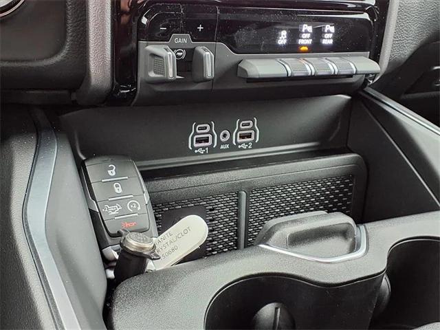 2026 Ram 1500 Big Horn Crew Cab 4x4 57 Box