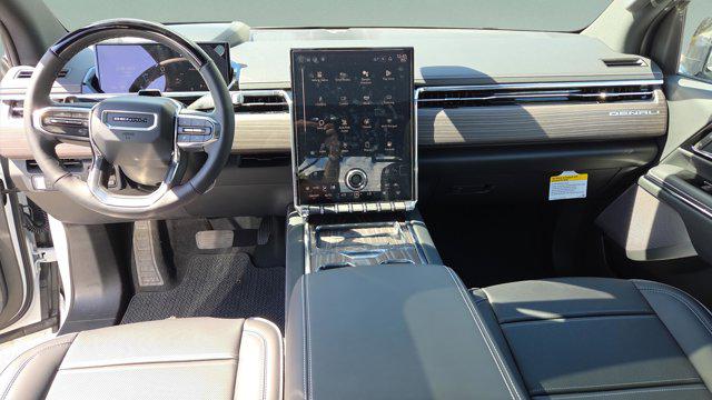 2025 GMC Sierra Max Range Denali