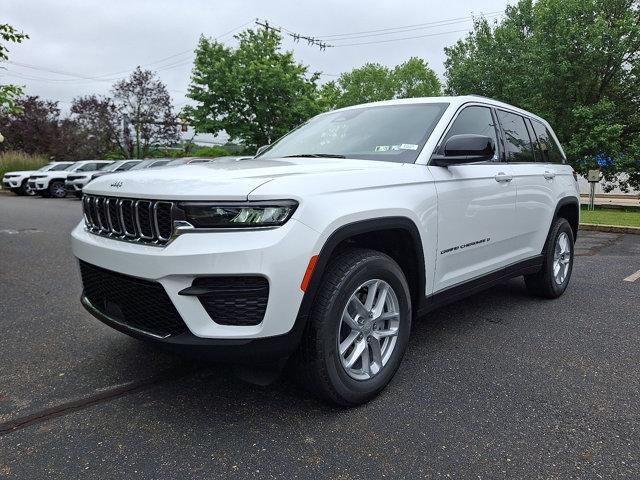 2025 Jeep Grand Cherokee Laredo X 4x4