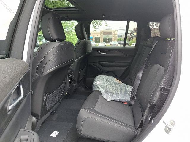 2025 Jeep Grand Cherokee Laredo X 4x4