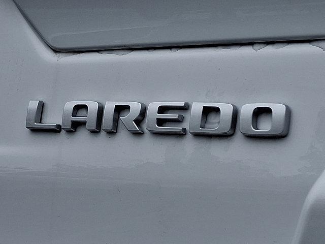 2025 Jeep Grand Cherokee Laredo X 4x4