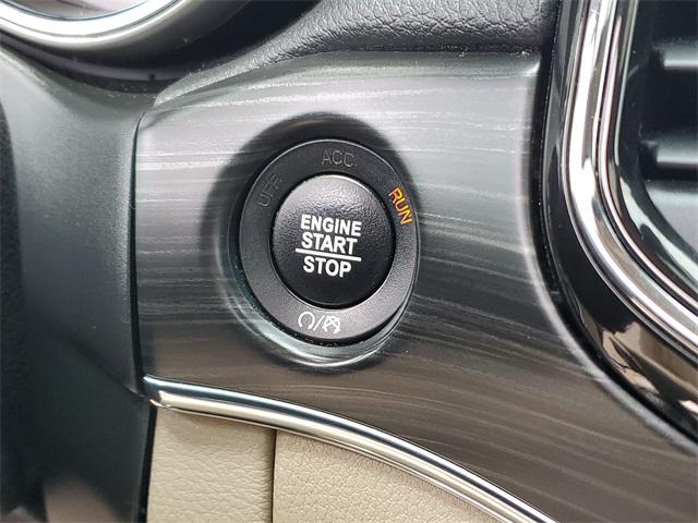 Used 2021 Jeep Grand Cherokee For Sale in Waterford Twp, MI