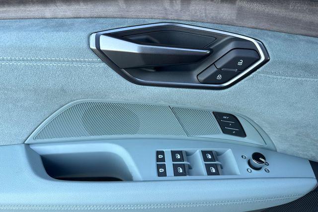 2025 Audi e-tron GT Premium Plus