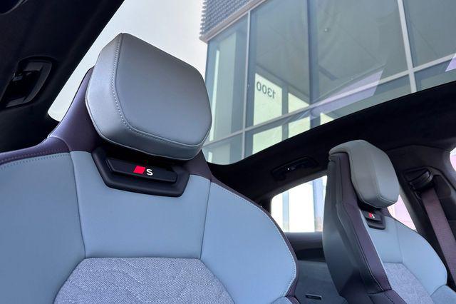 2025 Audi e-tron GT Premium Plus