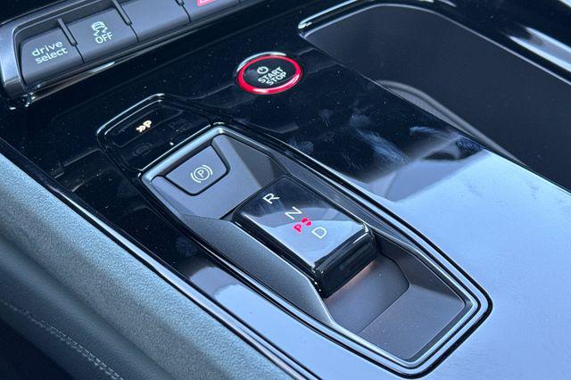 2025 Audi e-tron GT Premium Plus