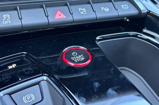 2025 Audi e-tron GT Premium Plus