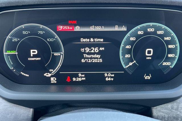2025 Audi e-tron GT Premium Plus