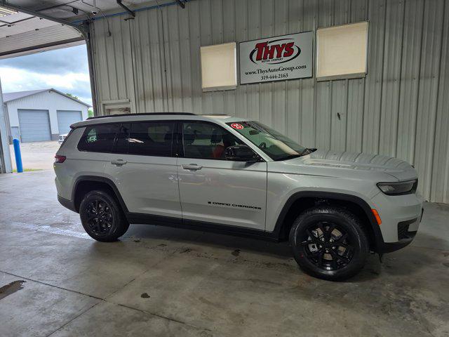 2025 Jeep Grand Cherokee GRAND CHEROKEE L ALTITUDE X 4X4