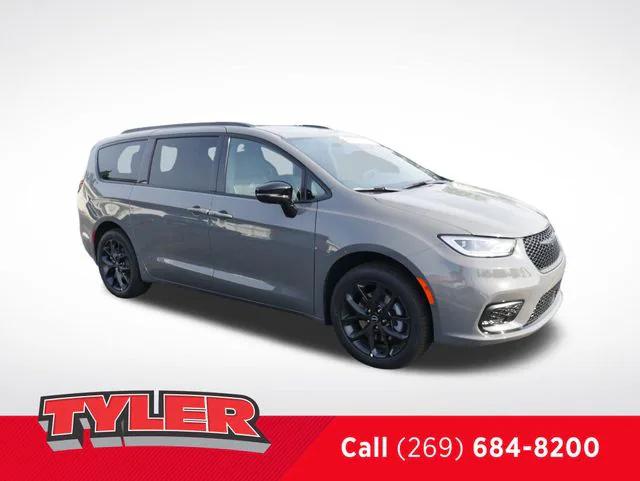 2025 Chrysler Pacifica PACIFICA LIMITED AWD