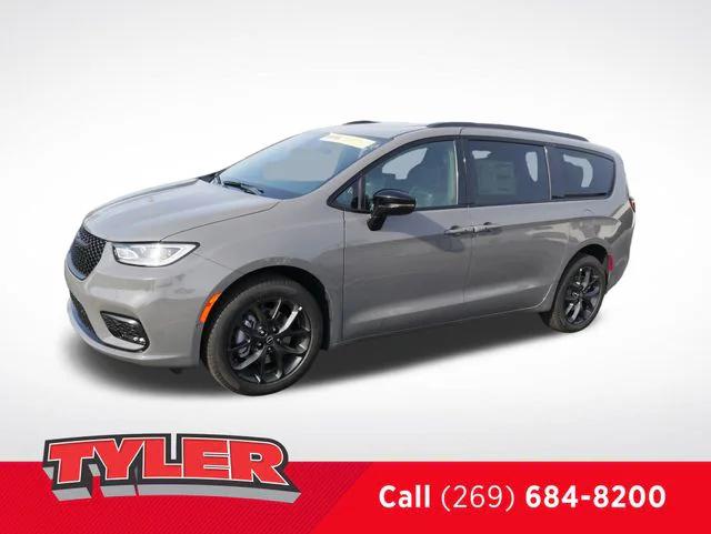 2025 Chrysler Pacifica PACIFICA LIMITED AWD