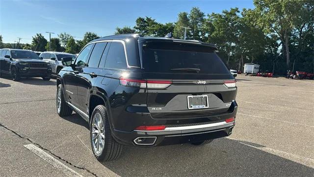 2025 Jeep Grand Cherokee GRAND CHEROKEE SUMMIT 4X4