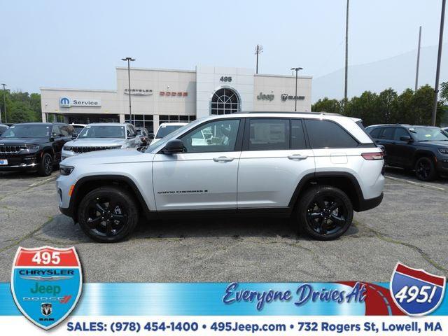 2025 Jeep Grand Cherokee GRAND CHEROKEE ALTITUDE X 4X4