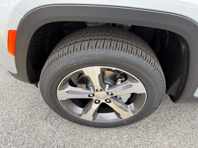 2025 Jeep Grand Cherokee Limited 4x4