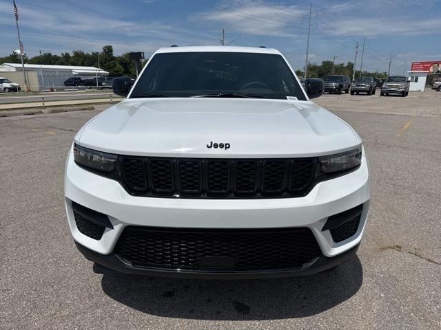 2025 Jeep Grand Cherokee GRAND CHEROKEE ALTITUDE 4X2