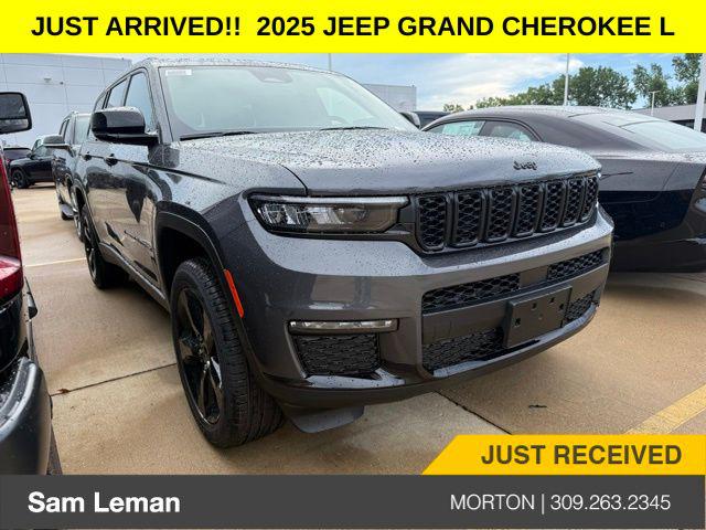 2025 Jeep Grand Cherokee GRAND CHEROKEE L LIMITED 4X4