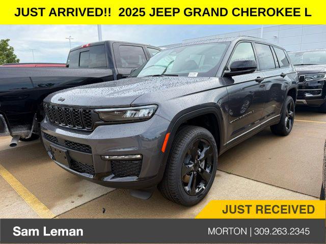 2025 Jeep Grand Cherokee GRAND CHEROKEE L LIMITED 4X4