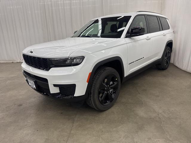 2025 Jeep Grand Cherokee GRAND CHEROKEE L ALTITUDE X 4X4