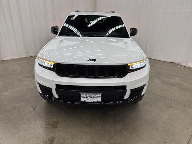 2025 Jeep Grand Cherokee GRAND CHEROKEE L ALTITUDE X 4X4 2025 Jeep Grand Cherokee GRAND CHEROKEE L ALTITUDE X 4X4