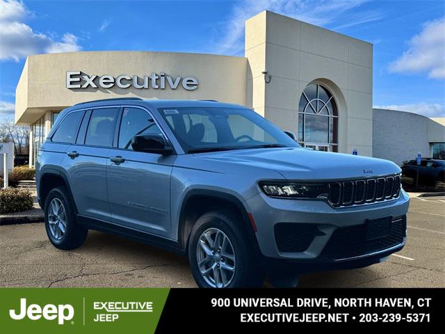2025 Jeep Grand Cherokee GRAND CHEROKEE LAREDO X 4X4