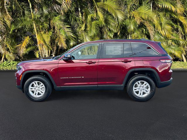 2025 Jeep Grand Cherokee GRAND CHEROKEE LAREDO 4X2