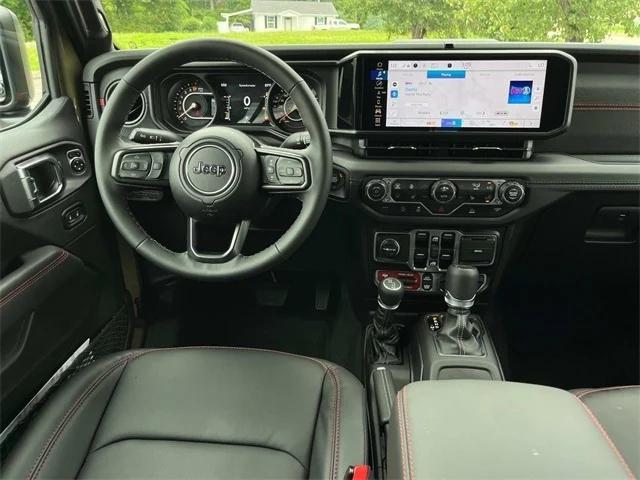 2025 Jeep Gladiator GLADIATOR RUBICON 4X4