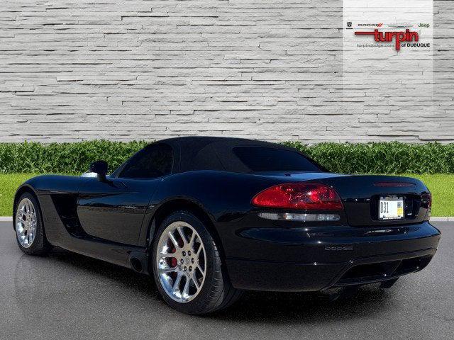 2004 Dodge Viper SRT10