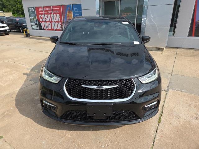 2025 Chrysler Pacifica PACIFICA SELECT