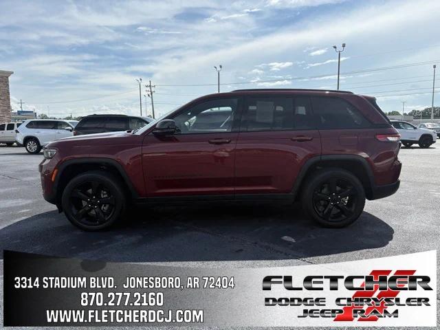 2023 Jeep Grand Cherokee Altitude 4x4