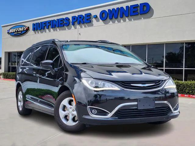 2018 Chrysler Pacifica Hybrid Touring L