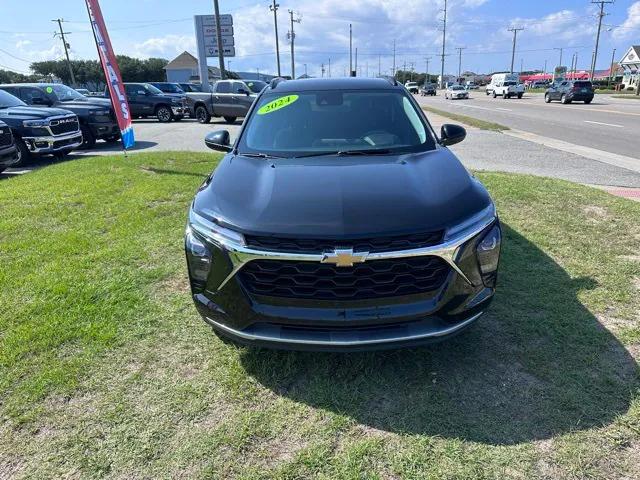 2024 Chevrolet Trax FWD LT