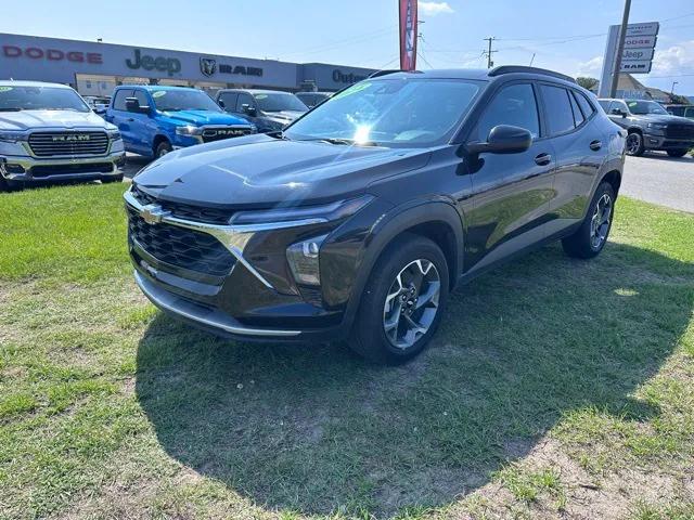 2024 Chevrolet Trax FWD LT