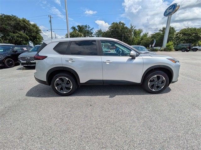 2024 Nissan Rogue SV FWD