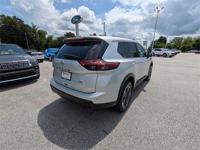 2024 Nissan Rogue SV FWD