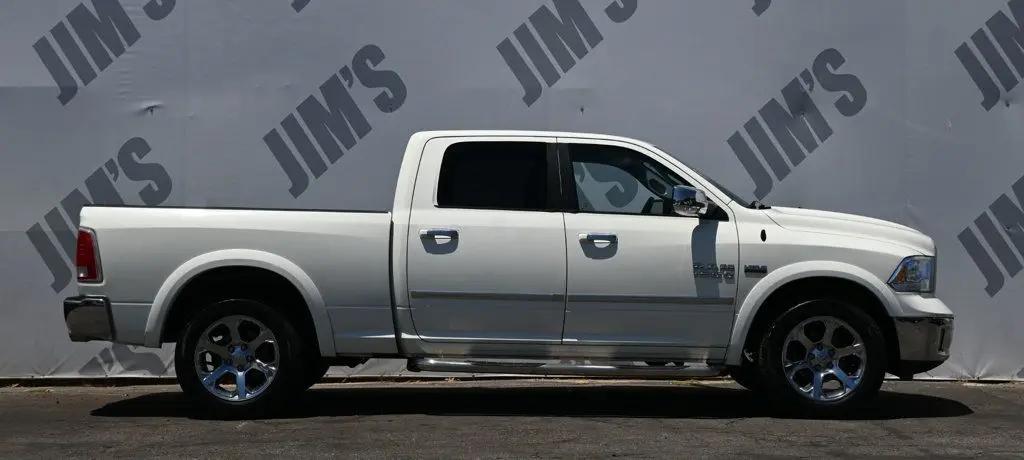 2017 Ram 1500 Laramie Crew Cab 4x4 64 Box