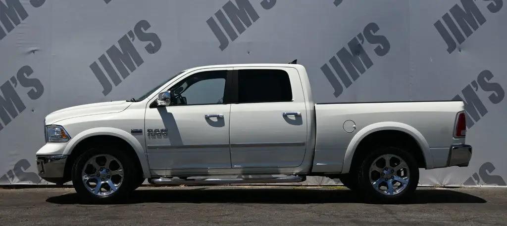 2017 Ram 1500 Laramie Crew Cab 4x4 64 Box